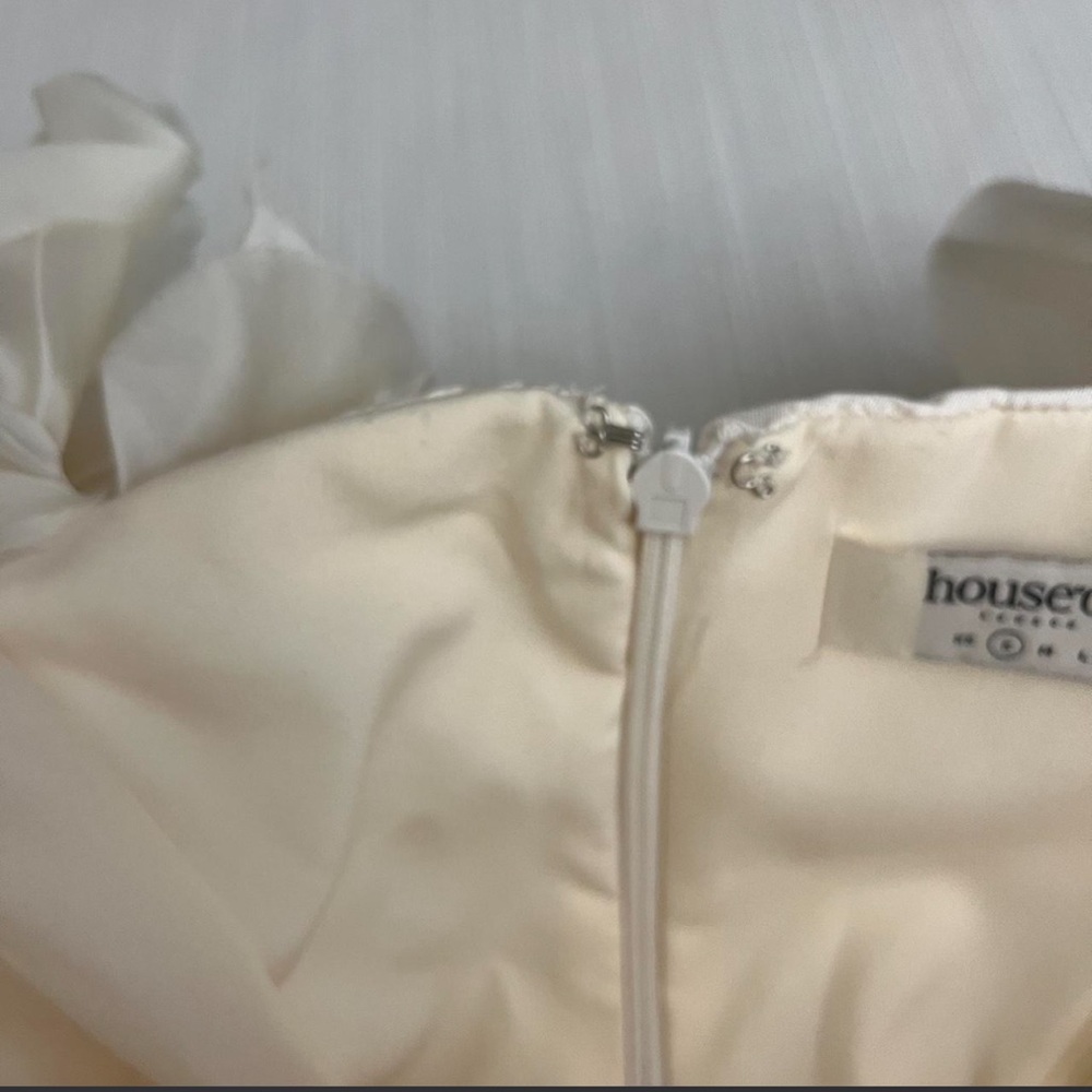 HOUSE OF CB - AGATHA Cream Satin Dress - Picture 5 of 5
